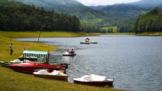 Kannur-Cochin-Munnar Tour Package